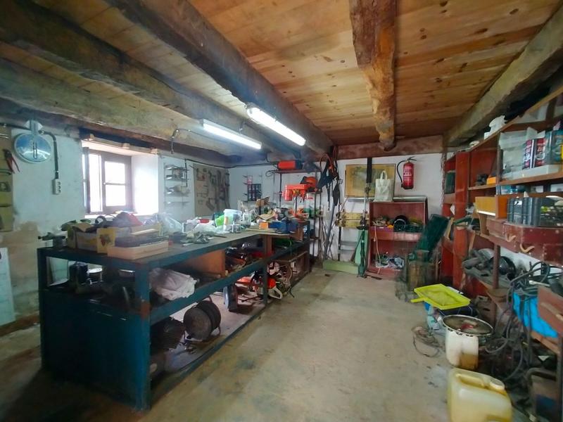 Foto 7f1a60a6-2b42-4ea0-9f04-7a9aca931073. Masia a Pravia