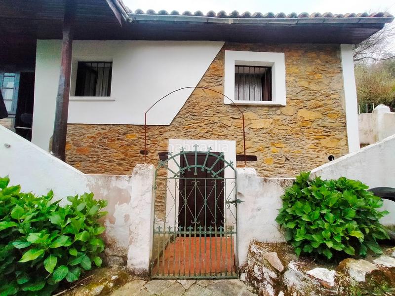 Foto bda93cd7-9bd6-4dbf-a631-ae8de7025e2e. Masia a Pravia