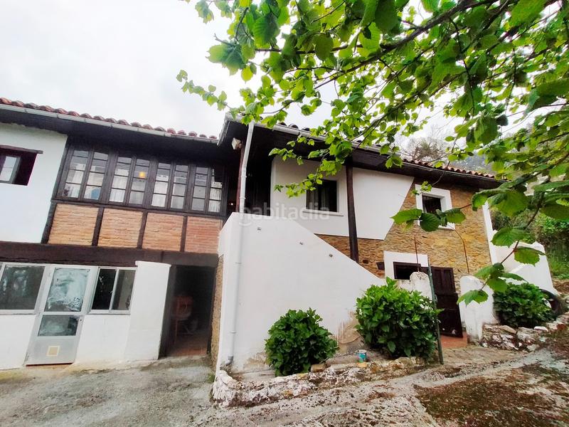 Foto bf4ea173-34a2-4c68-8d8f-f65ed571a243. Masia a Pravia