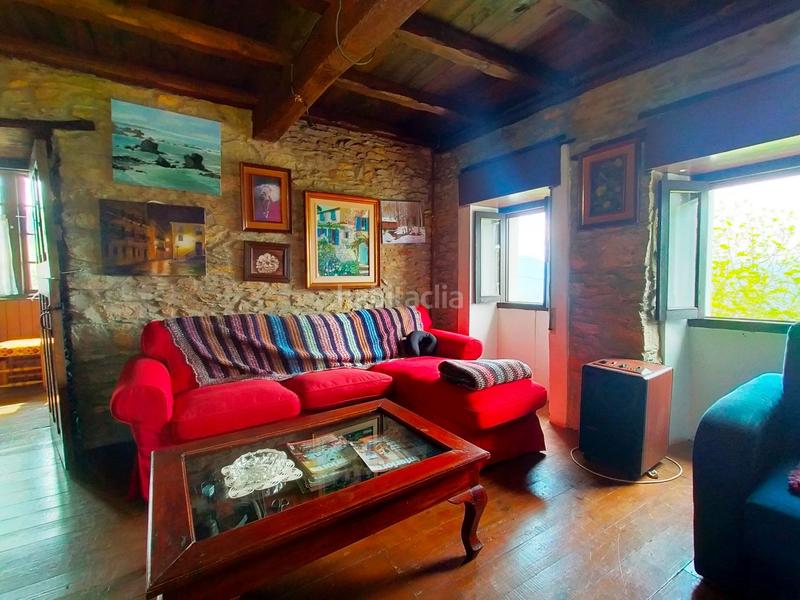 Foto e4a35144-960f-47fe-847c-d404d6ec4c17. Masia a Pravia