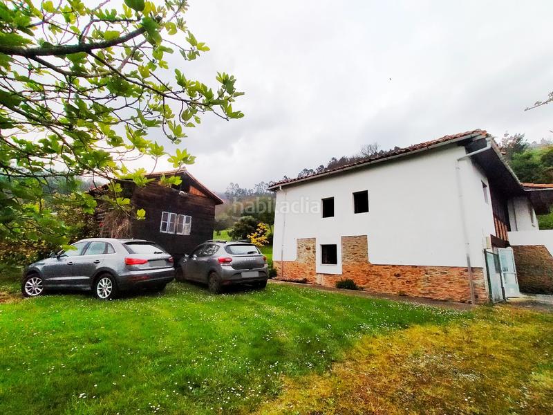 Foto f6e294ae-51b5-488e-960c-47dfba490b76. Masia a Pravia