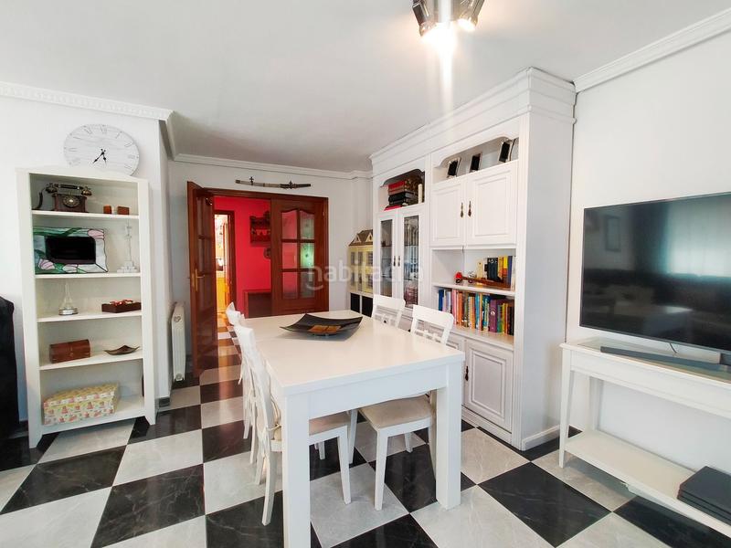 Foto 0ec43668-414a-4b95-add0-f21be4e164e5. Casa con riscaldamento piscina in Soto del Barco