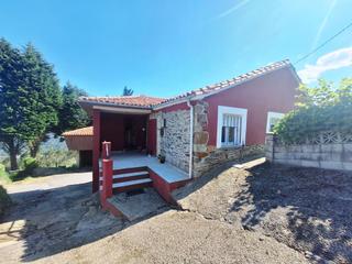 Mas à Salas. Casa de pueblo en el concejo de salas, asturias, en un lugar pre