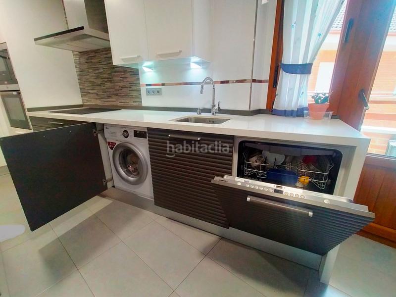 Foto 7b778eb7-1a36-4c5e-b7d9-3dd1f08463df. Appartamento con riscaldamento in Pravia