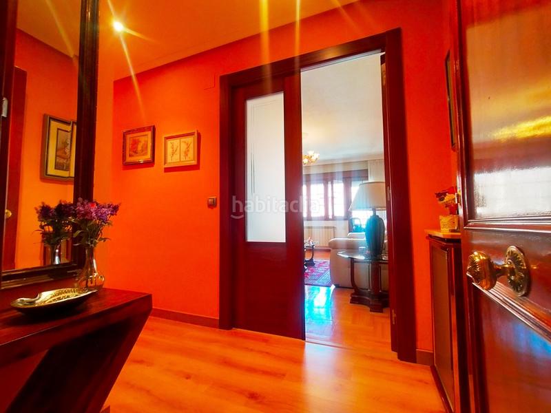 Foto f9e4d85b-0db4-4fd7-af4a-d8382eec8eb4. Appartamento con riscaldamento in Pravia