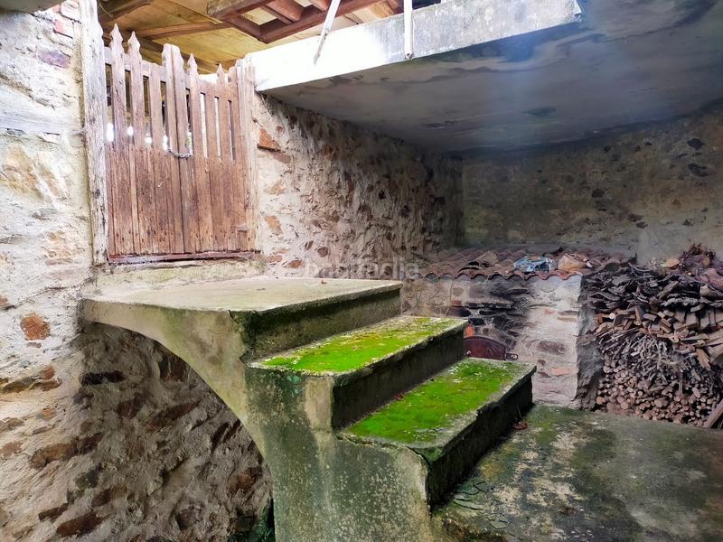 Foto 993effdb-f235-4434-9835-daa0d22ea96a. Casale in Pravia