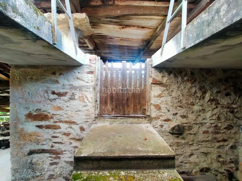 Foto b9ef37e6-1b22-4858-9b00-cd77cc30c1fc. Casale in Pravia