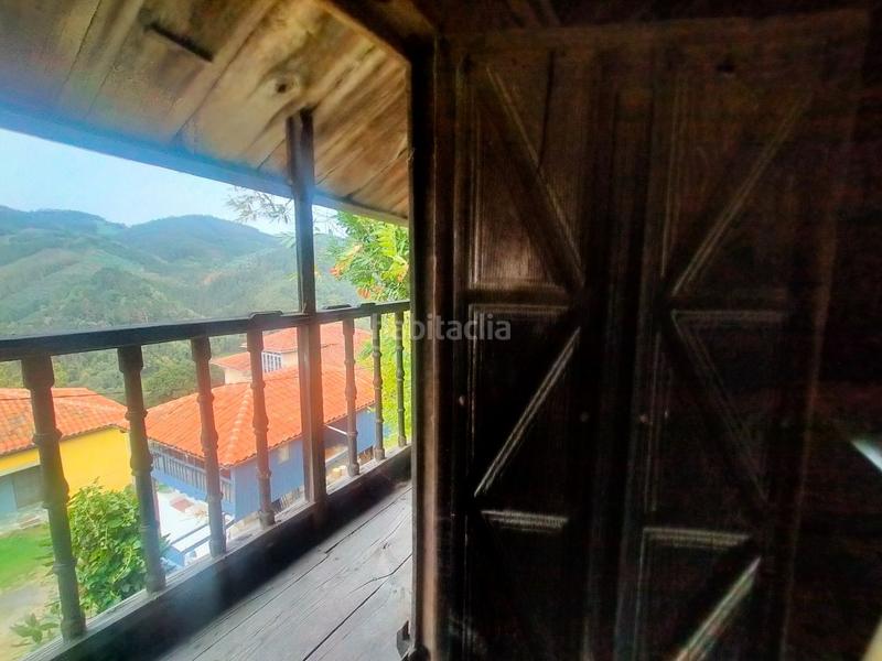 Foto ef43a0b9-c7bc-490e-86a7-a91d3d60df8a. Casale in Pravia