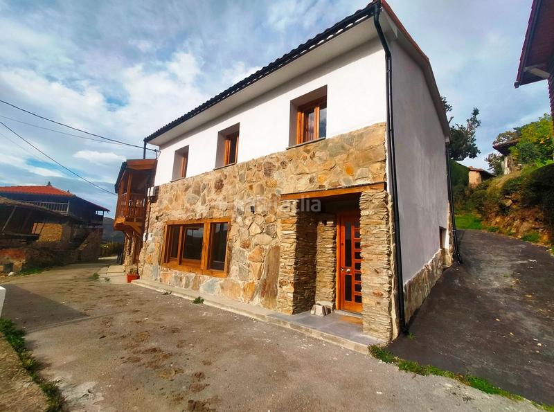 Foto 399e31d6-f71a-420f-901a-5095b0330e5a. Haus mit heizung in Cudillero