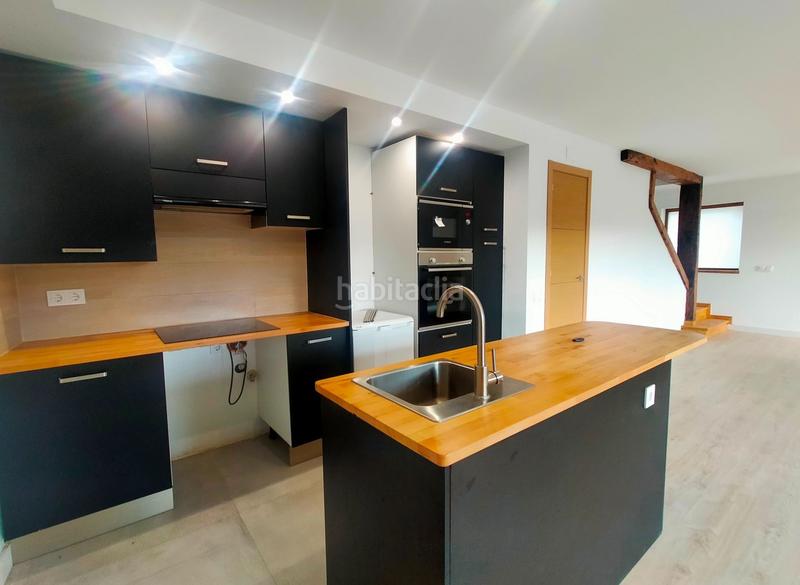 Foto e781dc8a-4b2c-455e-8037-3ffa3b809f44. Haus mit heizung in Cudillero