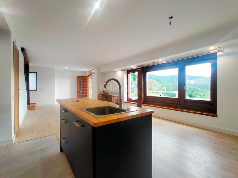 Foto ec6a4602-f5d7-4dcd-b850-ef2922d3ba00. Haus mit heizung in Cudillero