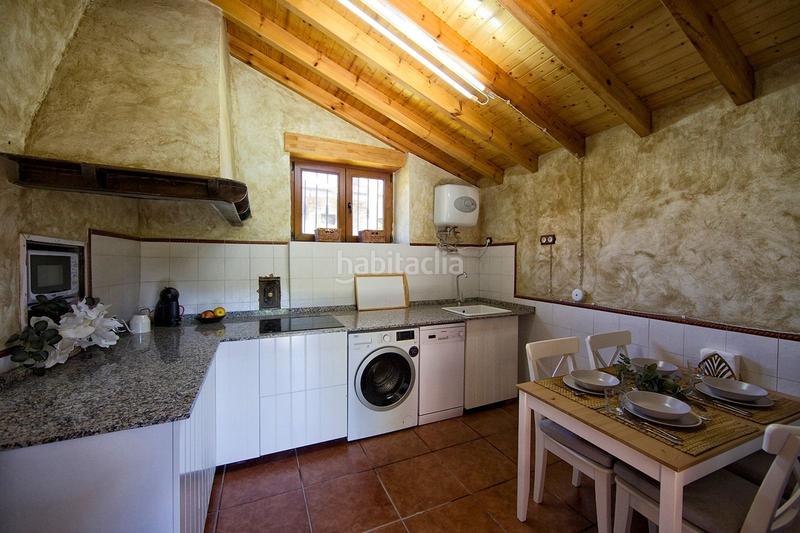 Foto 4c992592-c322-4759-88c5-ef19b10d1946. Casa a schiera con riscaldamento in Pravia