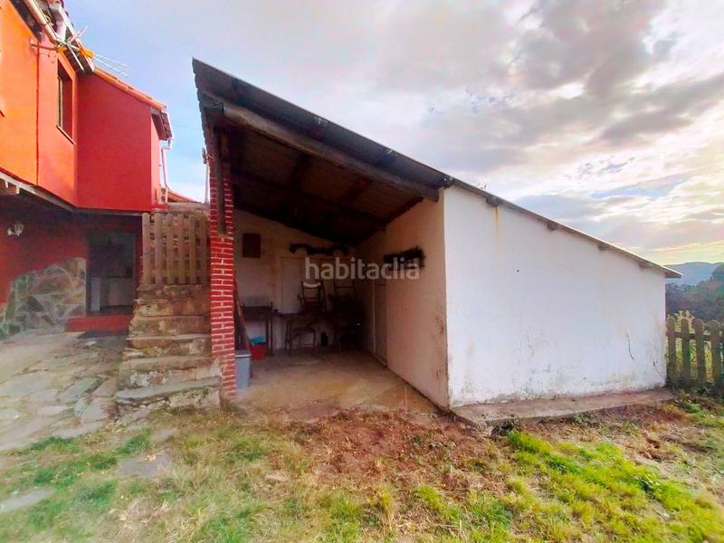 Foto 6f5f345d-df6e-4d72-b7dd-132c87736557. Casa adossada amb calefacció a Pravia