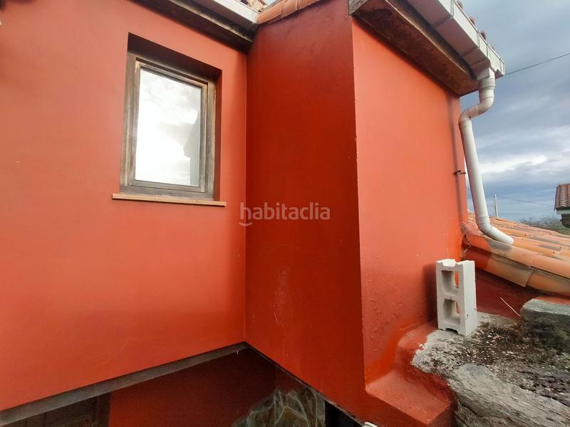 Foto 9d79543d-9f73-44ab-9a22-1c760551fc7a. Casa adossada amb calefacció a Pravia