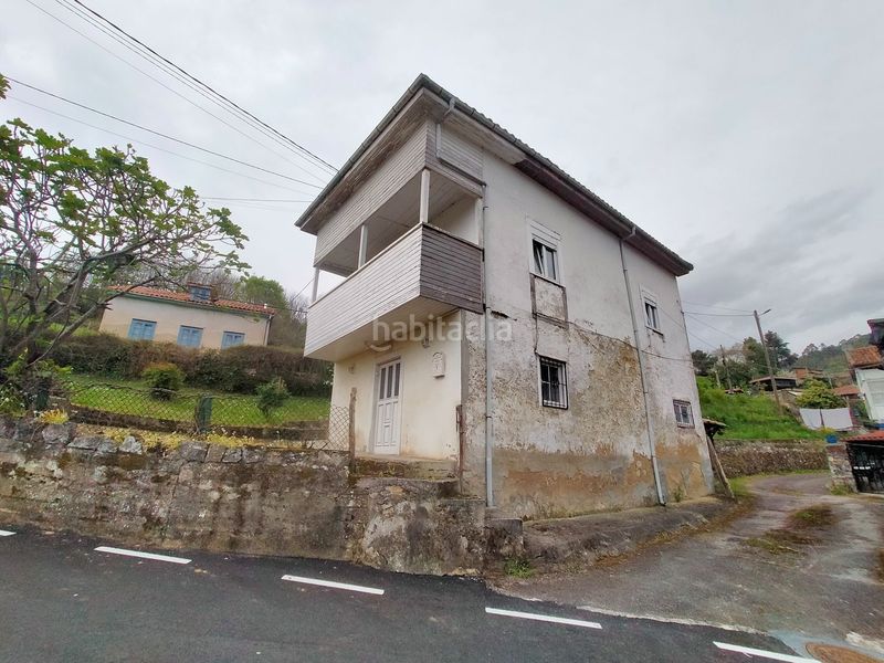 Foto a0ab389e-0af5-4260-acf9-9083d683bee4. Masia a Pravia