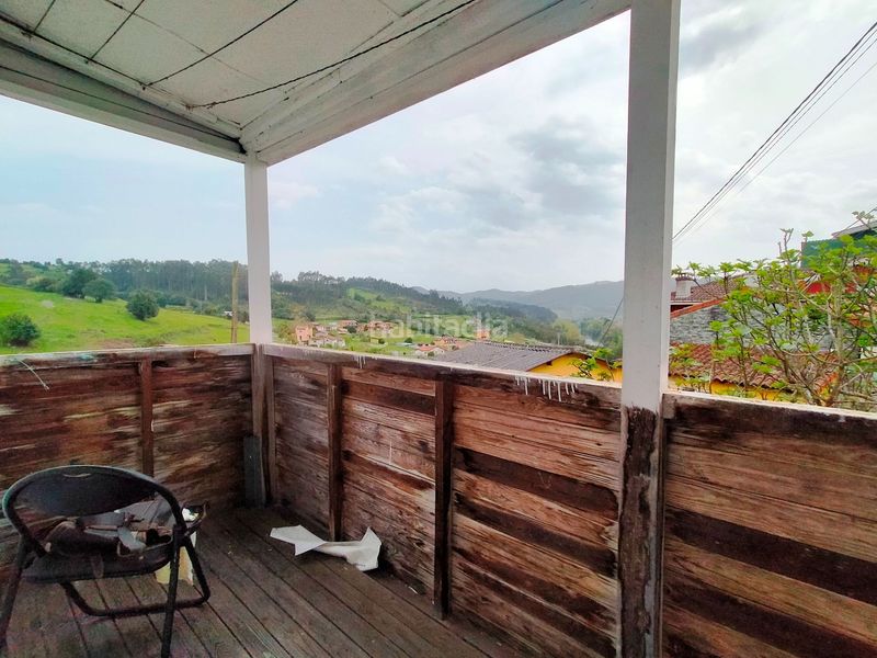 Foto e5fe85b7-f775-4355-9e6e-7e0628bf6400. Masia a Pravia