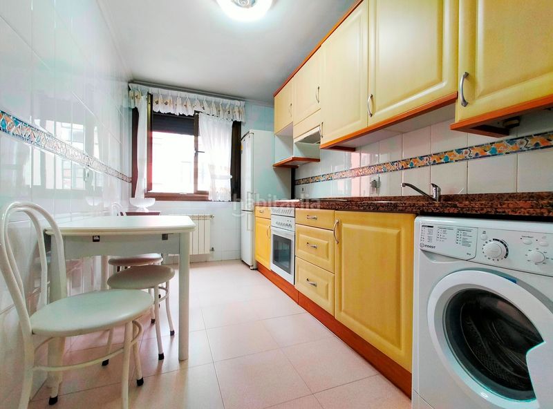 Foto 765f58e3-7b35-48e6-8b9f-24ff52b3bd25. Pis amb calefacció a Pravia