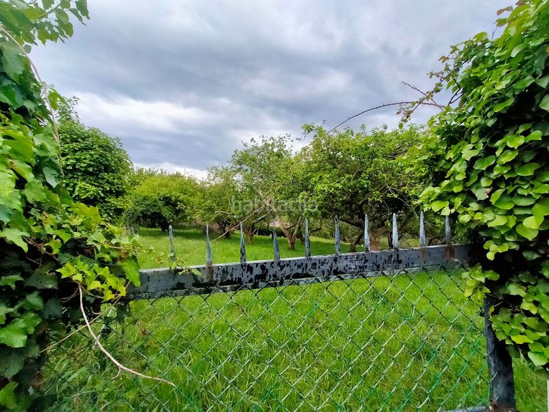 Foto 5945aa64-b3e0-47b8-8297-32e6d5eede05. Terreny residencial a Pravia