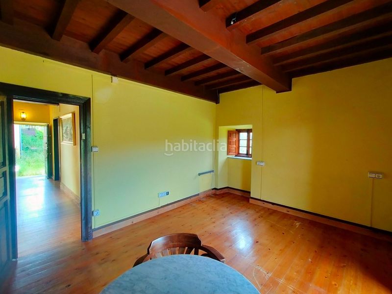 Foto f00015e2-b568-4dd3-bdd9-62f4c756607e. Masia a Salas