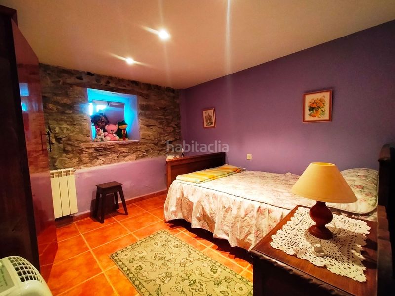 Foto 7336cb76-93a0-453c-8d7b-2234e403ec7c. Masia amb calefacció a Pravia
