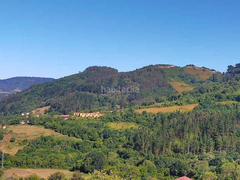 Foto fdf1023e-5772-4b52-8fba-30488c6bbd92. Terreny residencial a Candamo