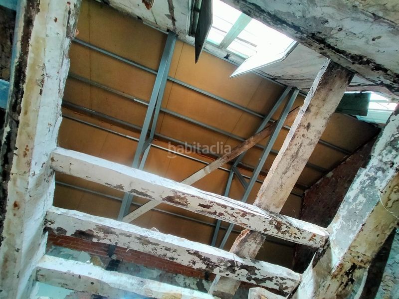 Foto d46c0d91-9b37-4e27-a105-aa58be7ac844. Casa adossada a Pravia