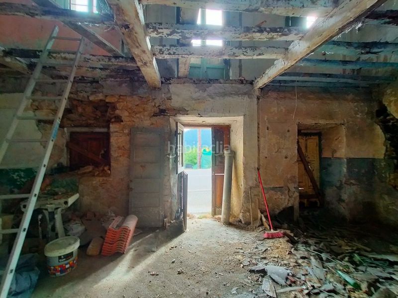 Foto ef9bc8c7-614f-478c-ae19-888c28a5ba27. Casa adossada a Pravia