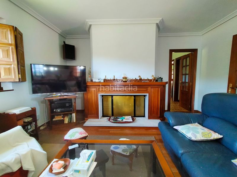 Foto b432f1ae-09b7-456c-b1af-c6769806bcec. Casa amb calefacció a Pravia