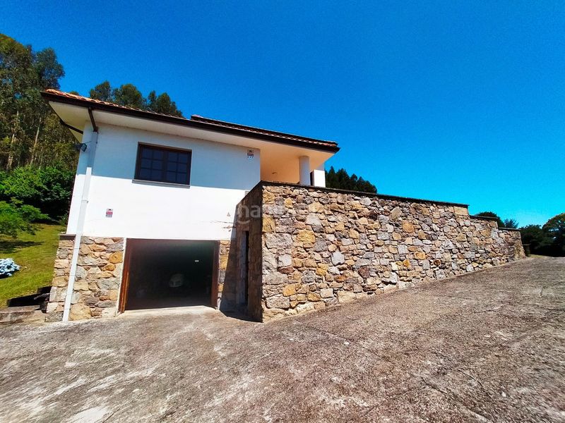 Foto caac7557-08a8-42f7-8eda-9a609d494a7e. Casa amb calefacció a Pravia
