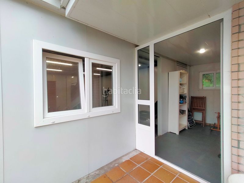 Foto b6bc6d70-4e79-41f1-ad40-352127e91d64. House with heating pool in Cudillero