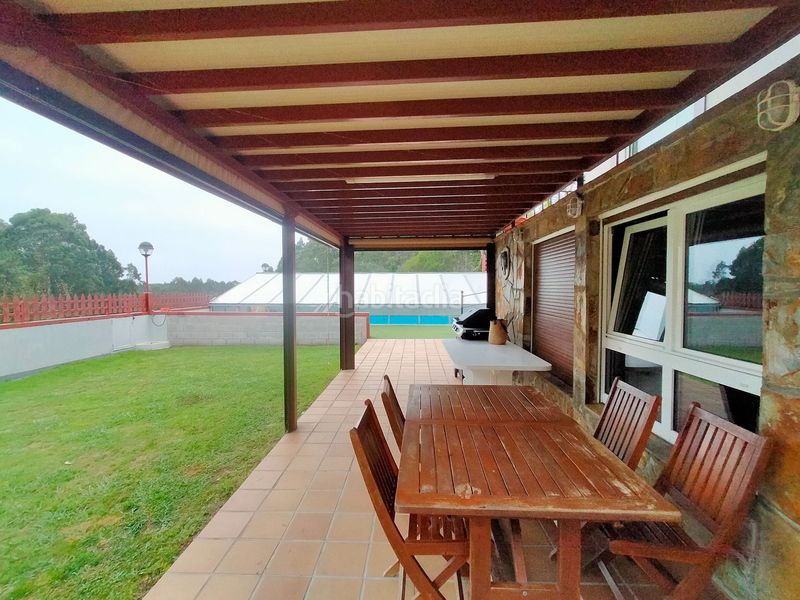 Foto b8f36f98-ee22-4d64-b32e-7f32bf2d2760. House with heating pool in Cudillero