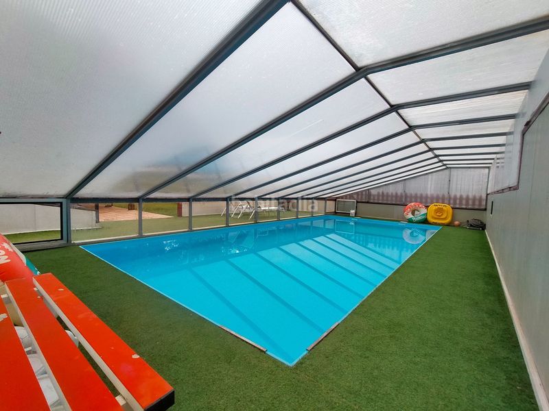 Foto f0578ed9-9cb4-4746-9d3f-dba150444b12. House with heating pool in Cudillero