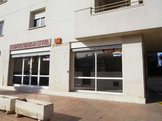 Local Comercial a Carrer del compositor serra 8. Bar en zona eixample