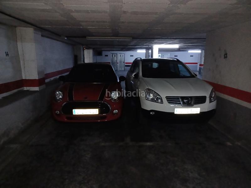 Foto 31f92988-4422-4955-a5ec-4c61d7b55594. Posto auto in Centre Figueres