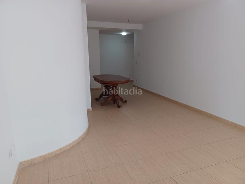 Foto 063aa56a-e8ed-4bb3-8ba9-3b9e73d81697. Flat with heating parking in Creu de la Mà Figueres