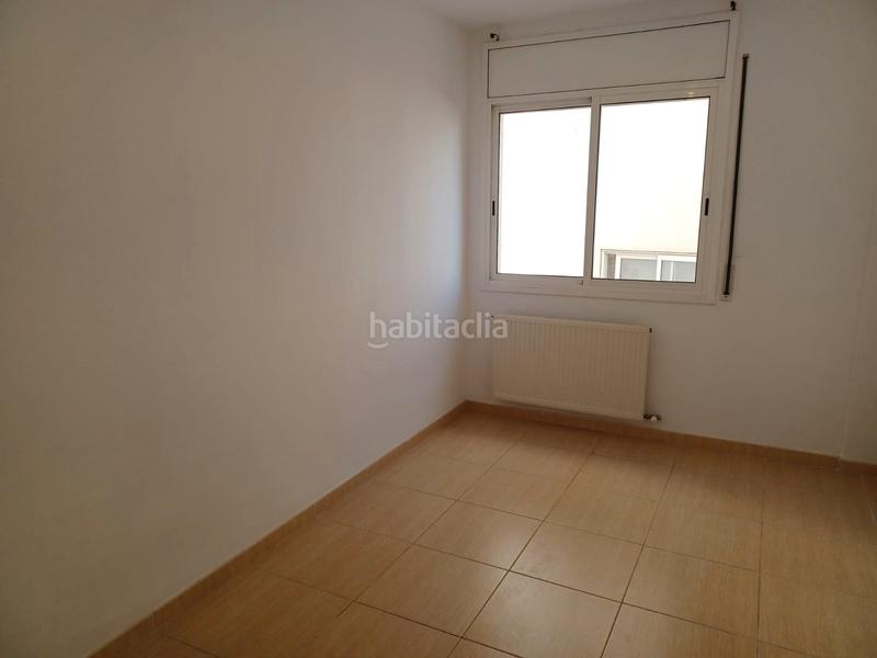 Foto 250e04e2-95fa-4e1b-9911-af5da3ed2786. Flat with heating parking in Creu de la Mà Figueres