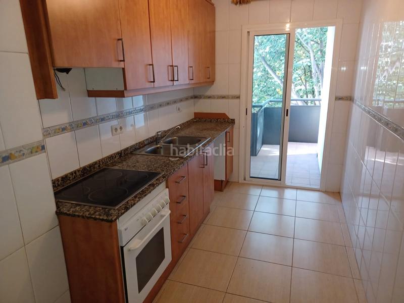 Foto 2a3a5787-a1b8-4c12-962d-ec57eb808bc0. Flat with heating parking in Creu de la Mà Figueres