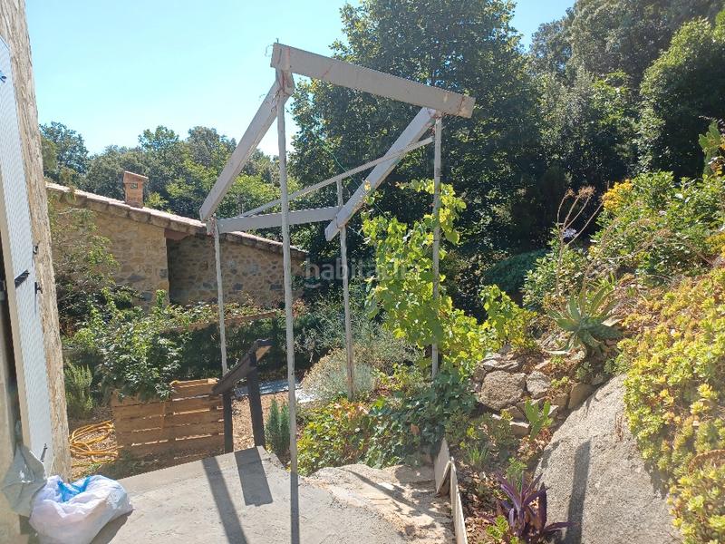 Foto 872d3a00-3e5d-43d3-b9a0-42b1d2e7f63f. Xalet amb xemeneia calefacció aparcament a Maçanet de Cabrenys