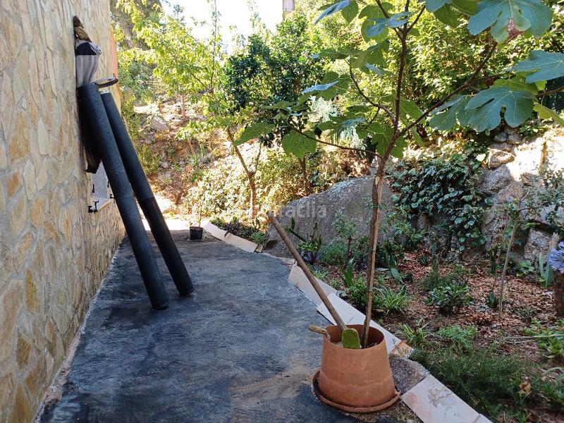 Foto d635b942-90a3-4d0c-b78b-3ea19862344e. Xalet amb xemeneia calefacció aparcament a Maçanet de Cabrenys