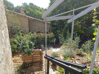 Chalet in Ma�anet de Cabrenys. Casa unifamiliar con jard�n