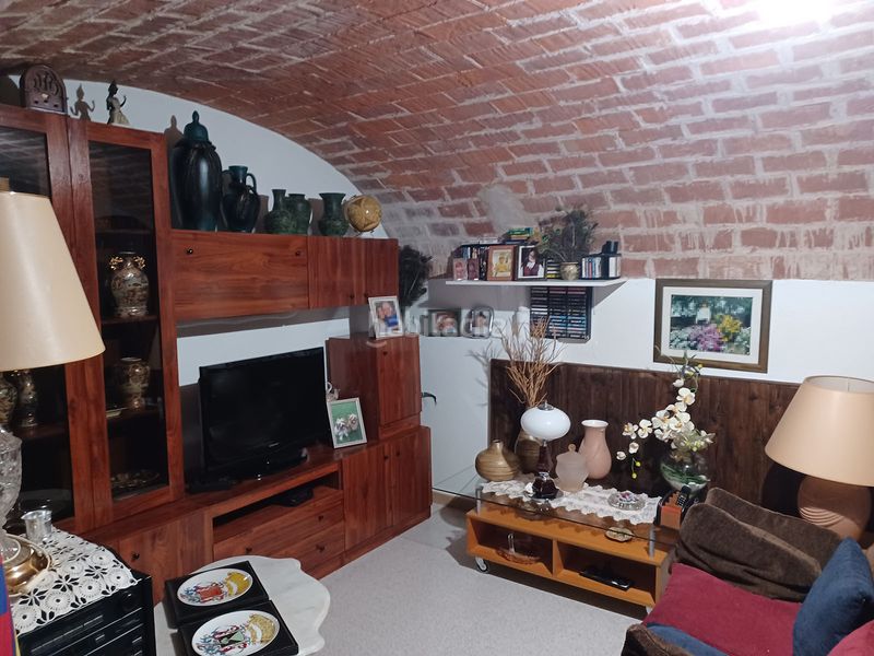Foto 77ff43ad-1467-4398-92c3-f84dcd1e777d. Casa amb xemeneia calefacció aparcament a Sant Climent Sescebes