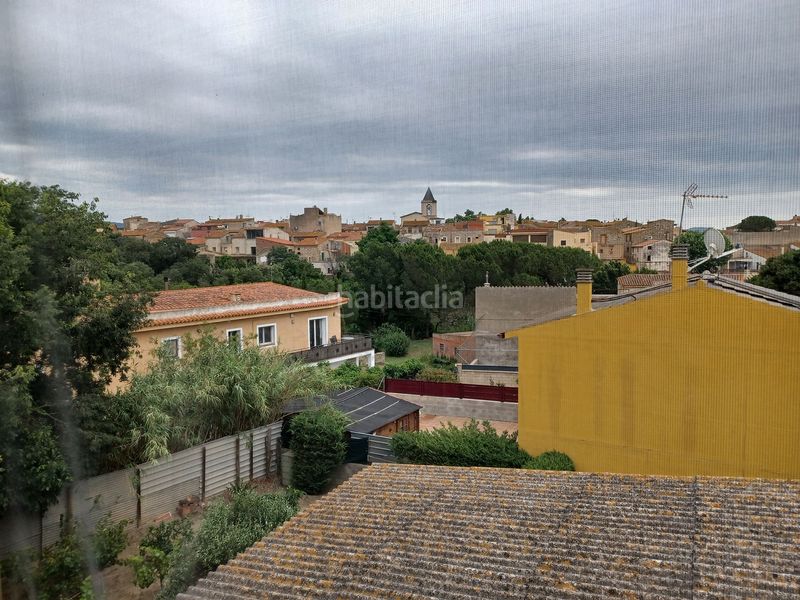 Foto 79f1257f-2b92-4edc-956f-eda96105532b. Casa amb xemeneia calefacció aparcament a Sant Climent Sescebes