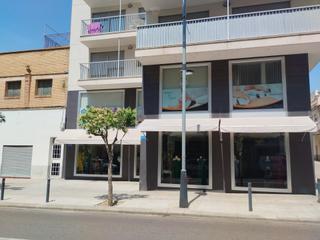 Office space  Carrer de santander. Amplio local de negocio en la ràpita.