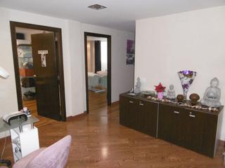 Oficina  Carrer de santander. Amplio local de negocio en la ràpita.