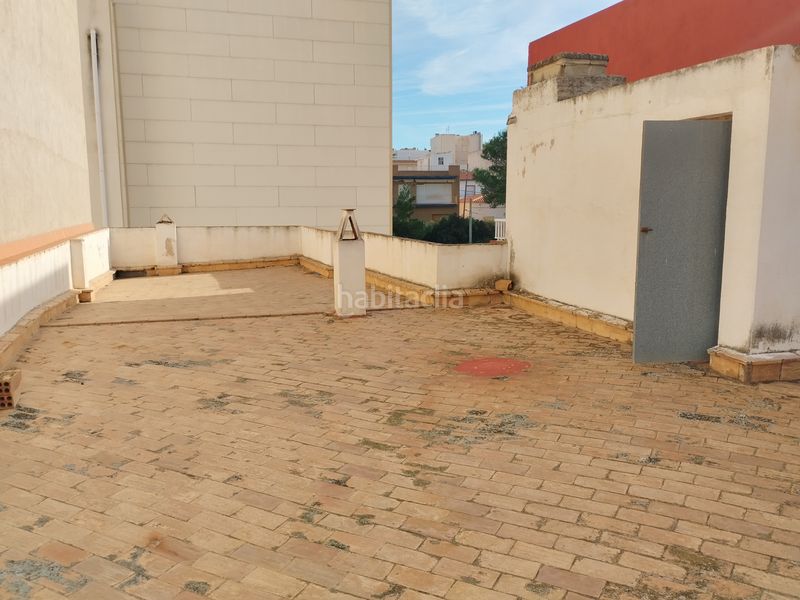 Foto 6f3a5578-3519-4c18-8439-48facb228069. Casa amb xemeneia calefacció aparcament a Ampolla (L´)