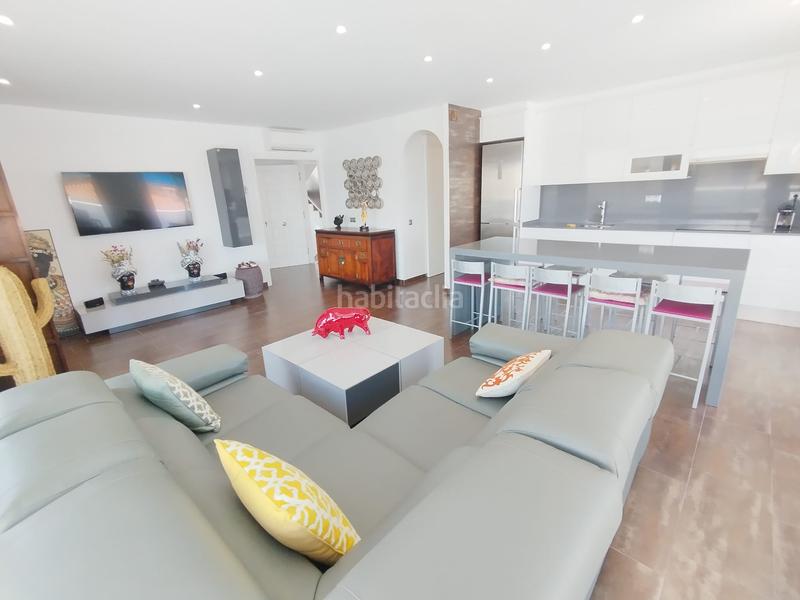 Foto 192f0315-f21b-47dd-a55f-ae2826639c72. Casa adosada vivienda muy exclusiva en el paseo maritimo. en Sant Carles de la Ràpita