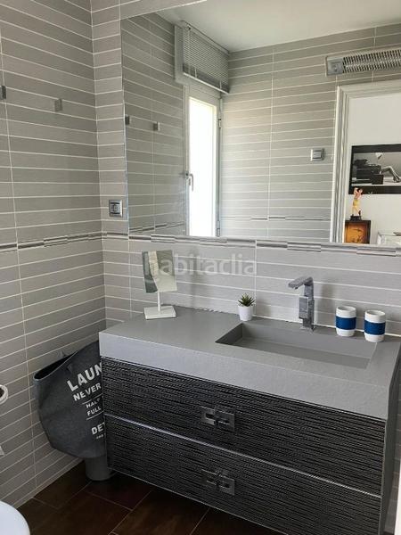 Foto 47396a91-91d5-4299-8144-e621f05fa188. Casa adosada vivienda muy exclusiva en el paseo maritimo. en Sant Carles de la Ràpita