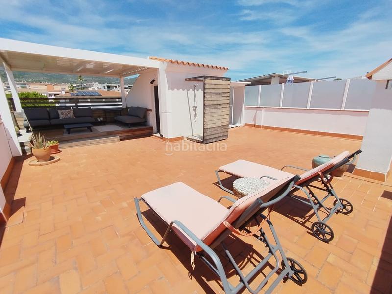 Foto 99c572a7-2ff2-455a-a652-fc9a93533749. Casa adosada vivienda muy exclusiva en el paseo maritimo. en Sant Carles de la Ràpita