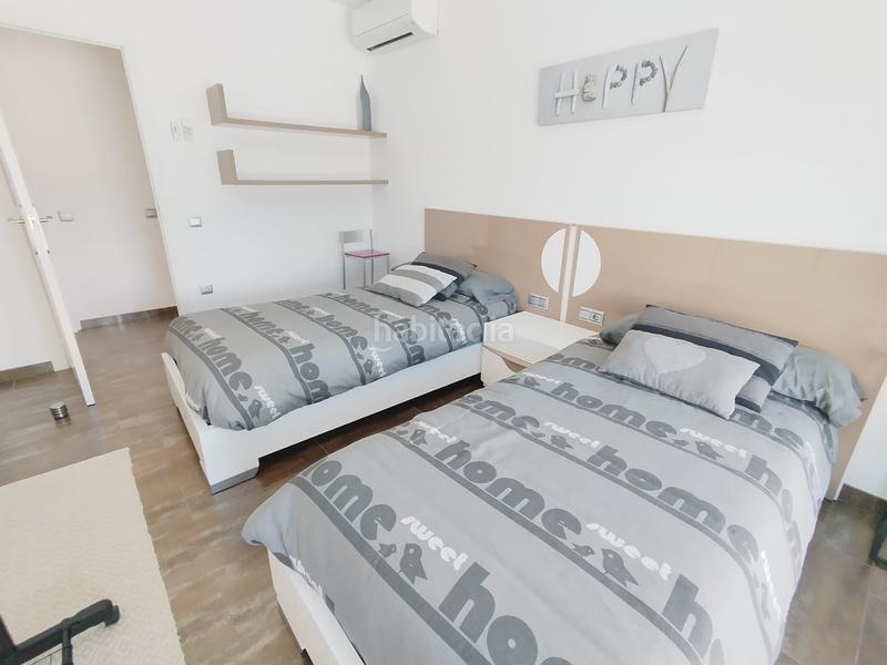 Foto cd21b16e-d9b5-4b92-a214-dadeb10b9ee9. Casa adosada vivienda muy exclusiva en el paseo maritimo. en Sant Carles de la Ràpita