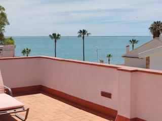 Casa adosada en Platges. Vivienda muy exclusiva en el paseo maritimo.